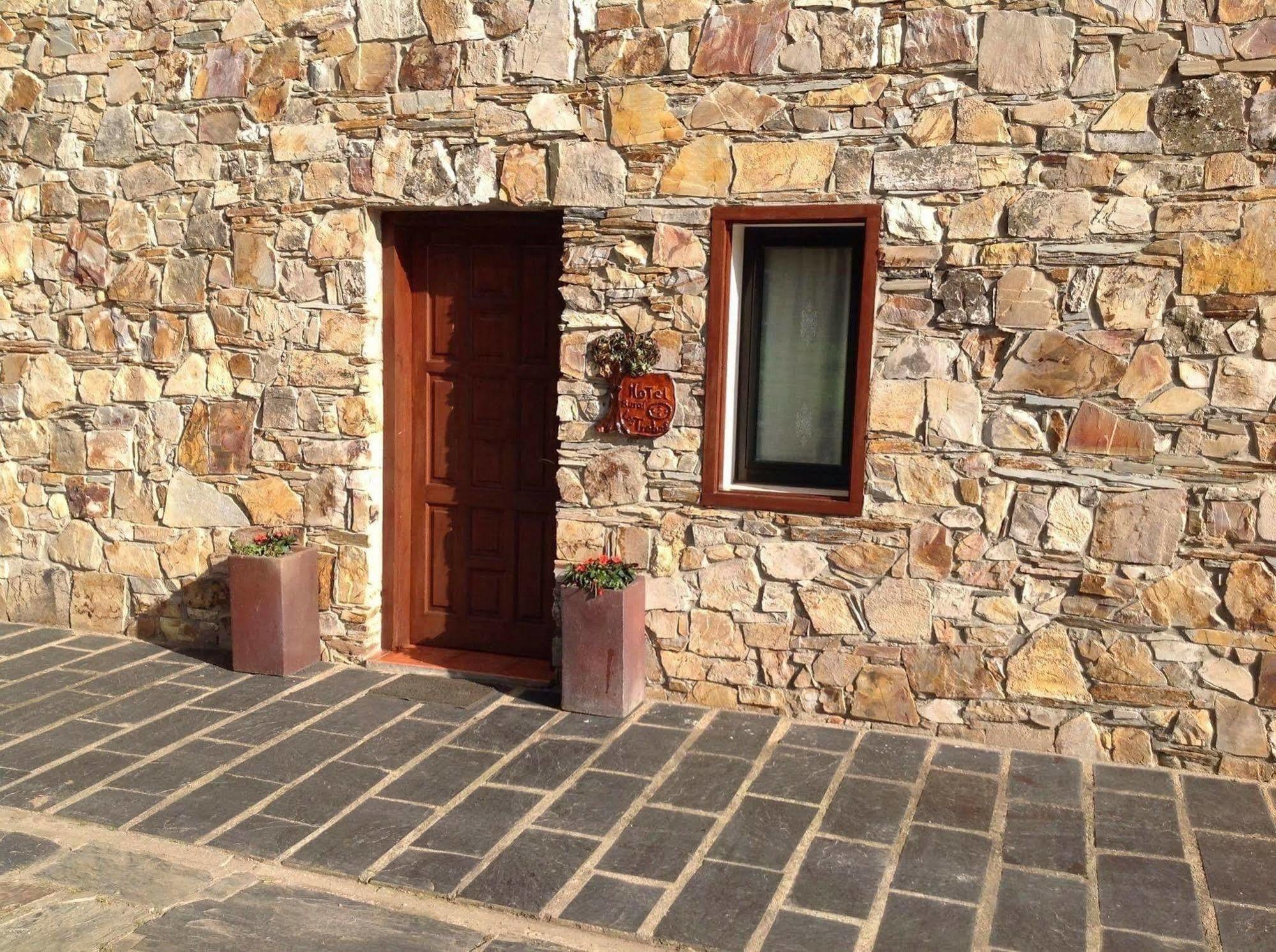 En Entorno Rural Trobos Casa rural Villar de Otero