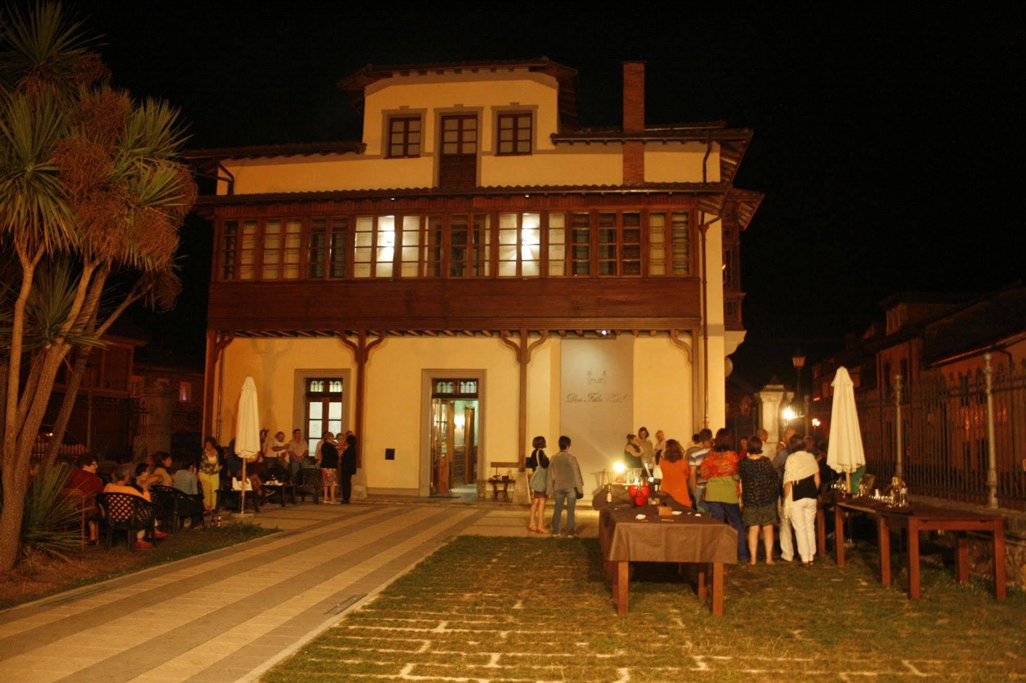 Hotel Don Felix Rioseco (Asturias)