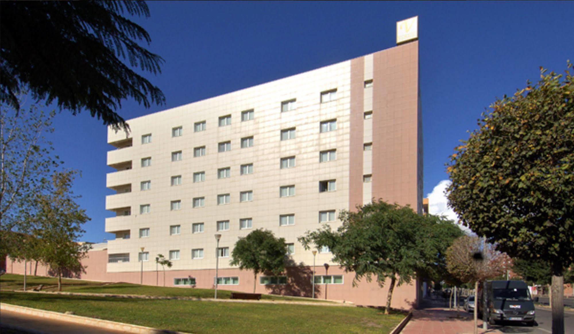 Avenida Hotel