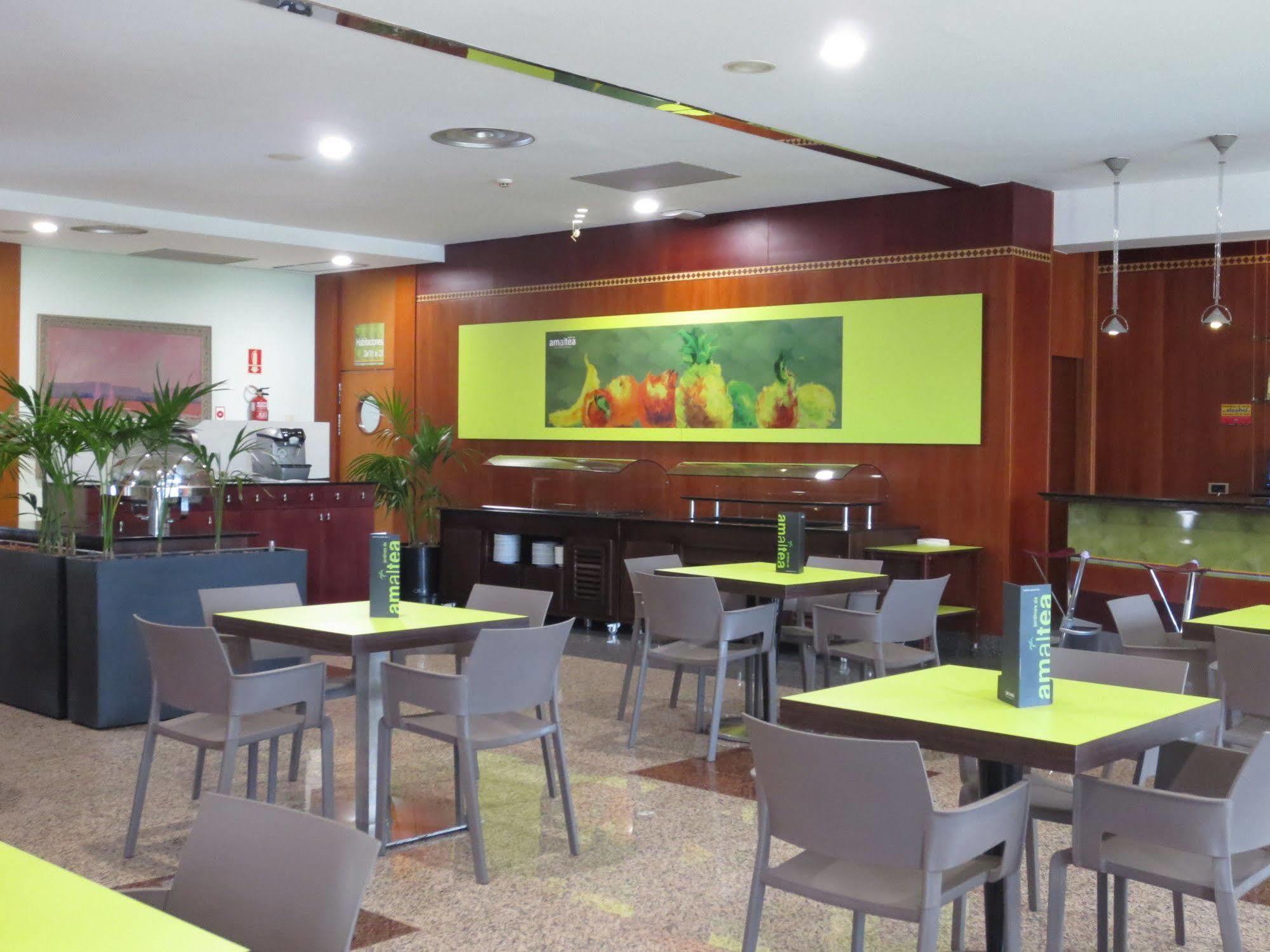 Hotel Jardines De Amaltea