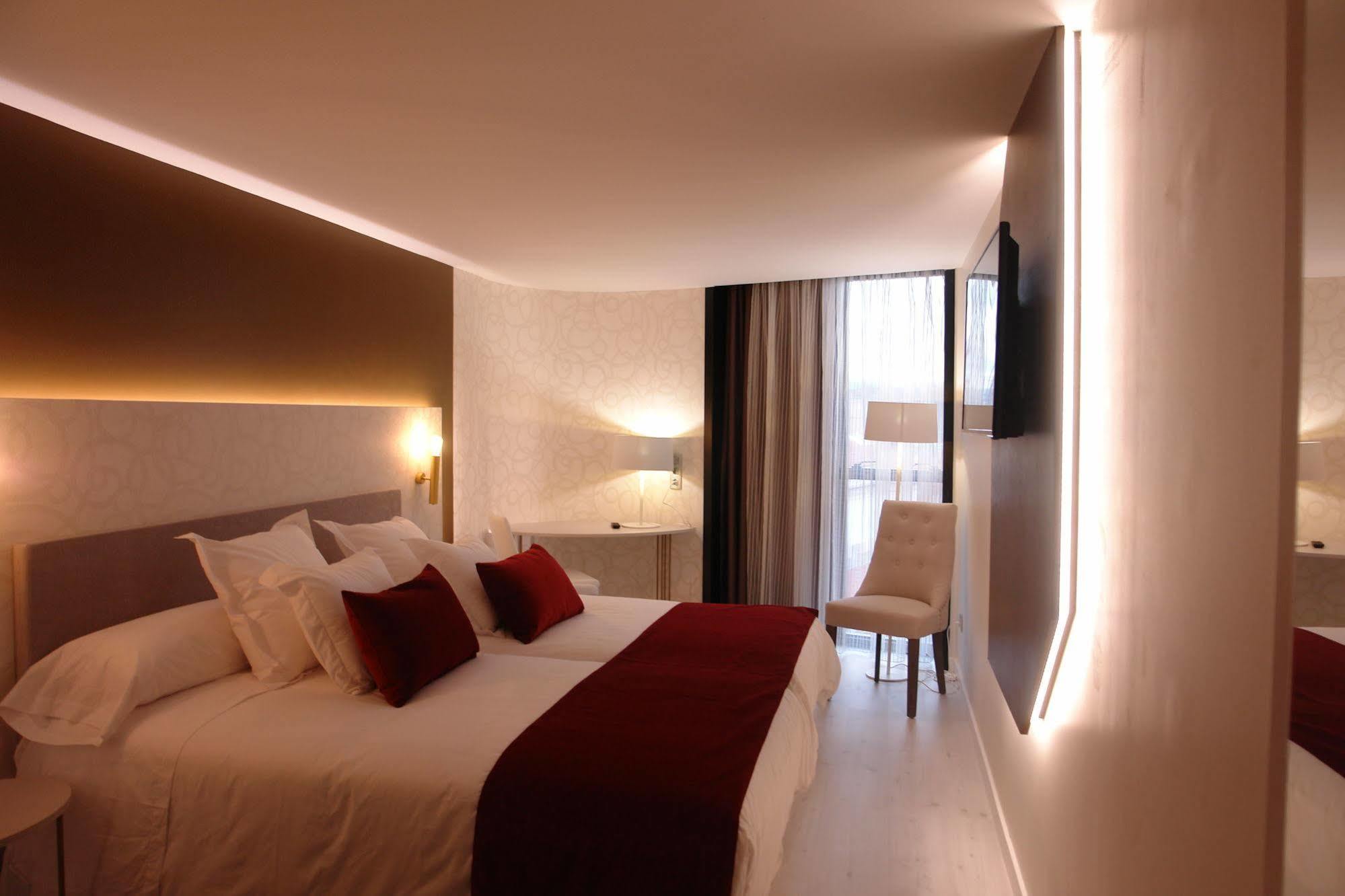 Hotel Cardenal 4*