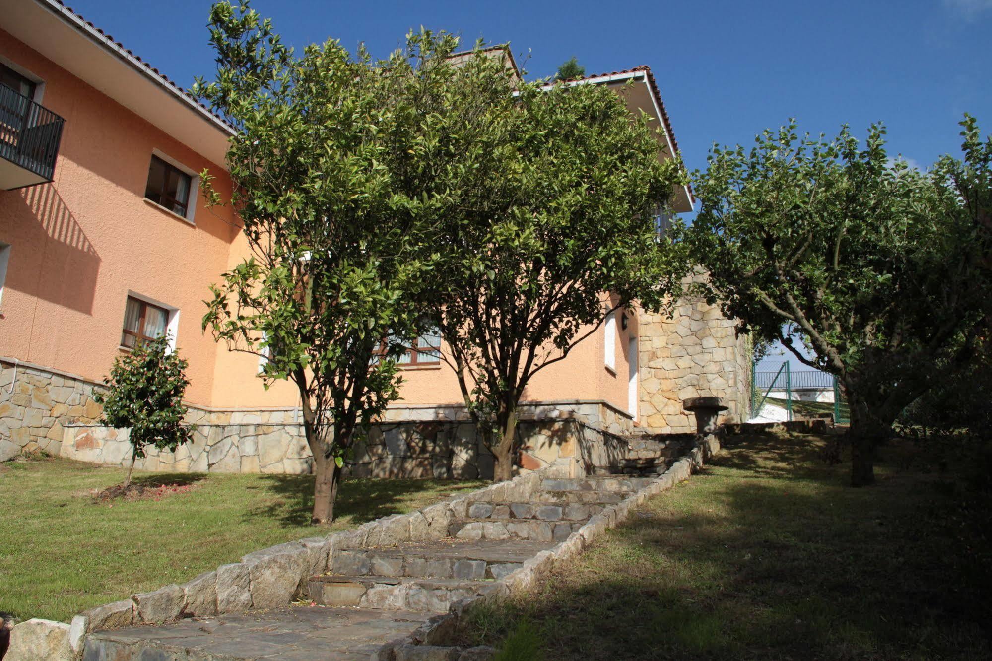 Sierra Pulide Apartmentos *