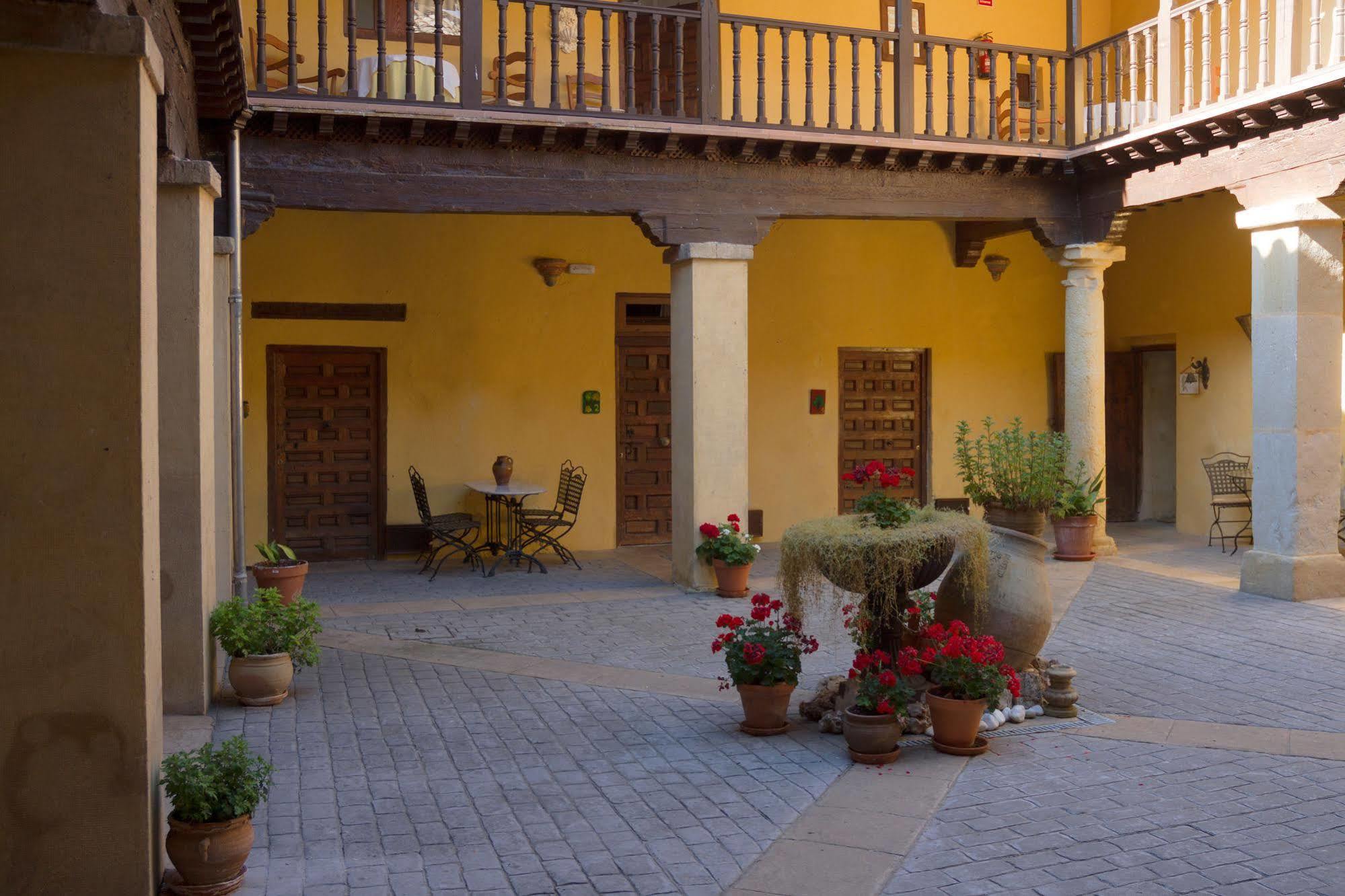 Casa Palacio Conde De Garcinarro 3* Huete