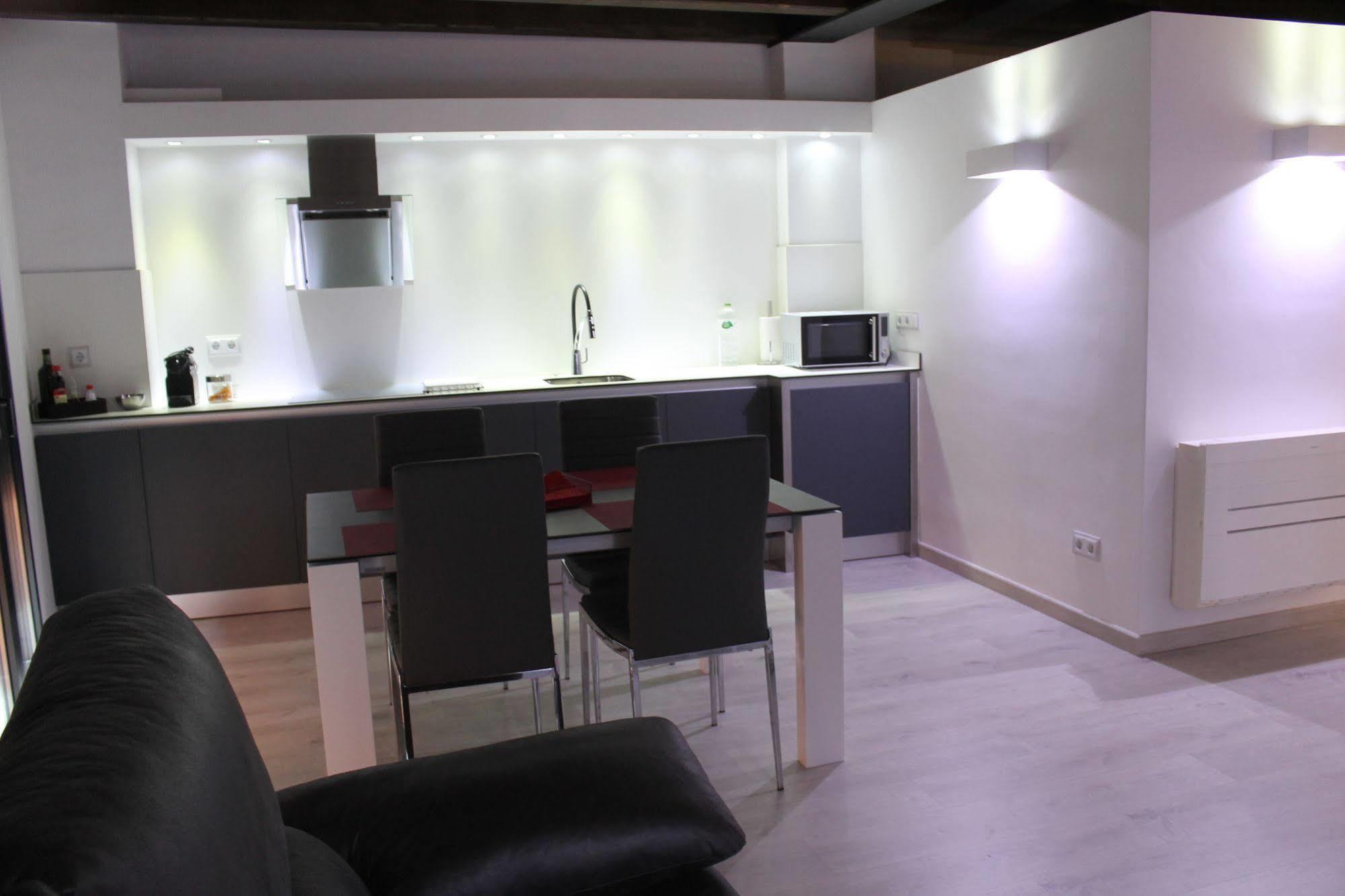 Y Habitacions Entre Volcans Apartment *