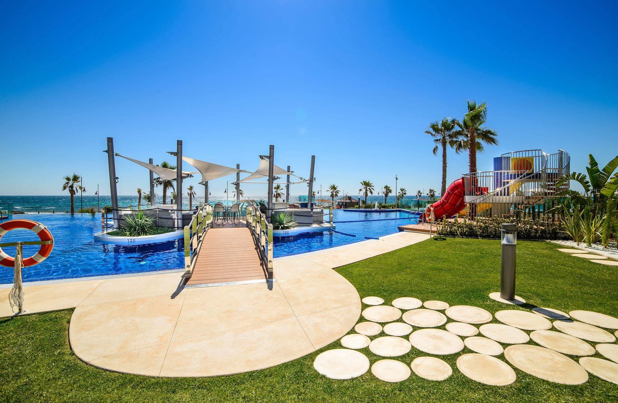 Bennecke Velvet Punta Prima (Alicante)