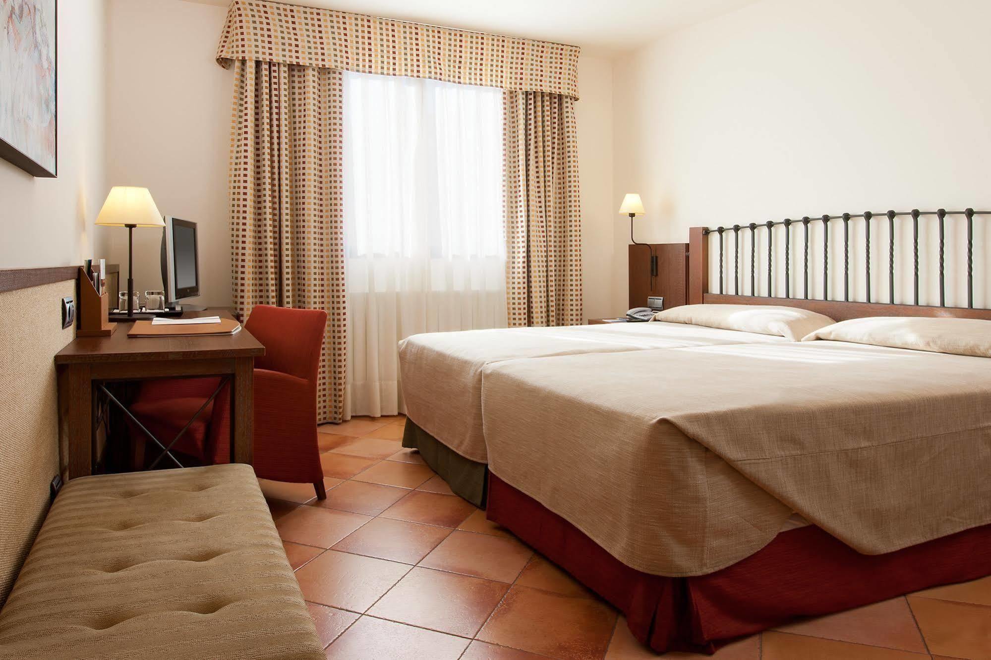 Sercotel Renacimiento Hotel