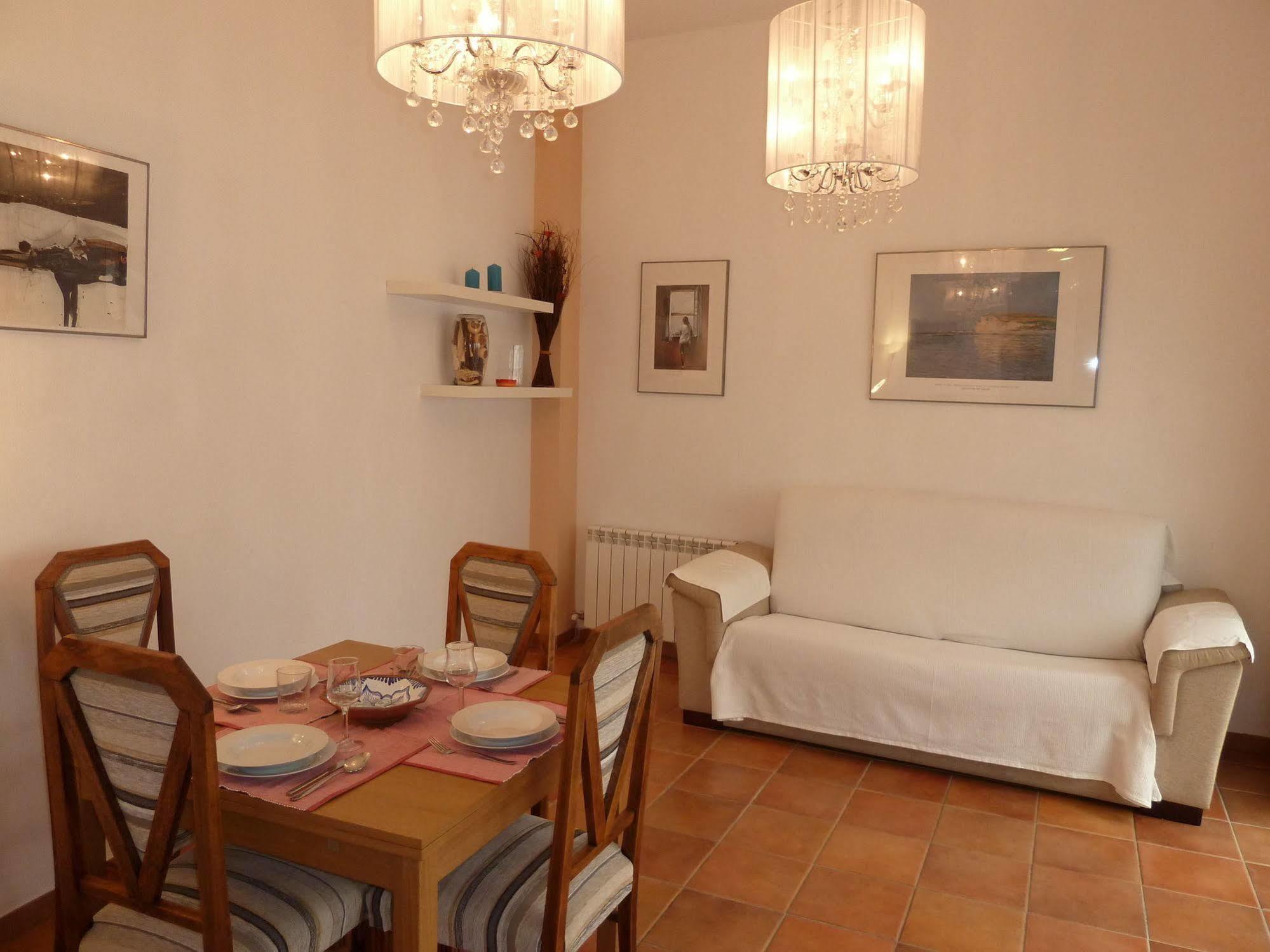 Karmapartment 2 * Seville