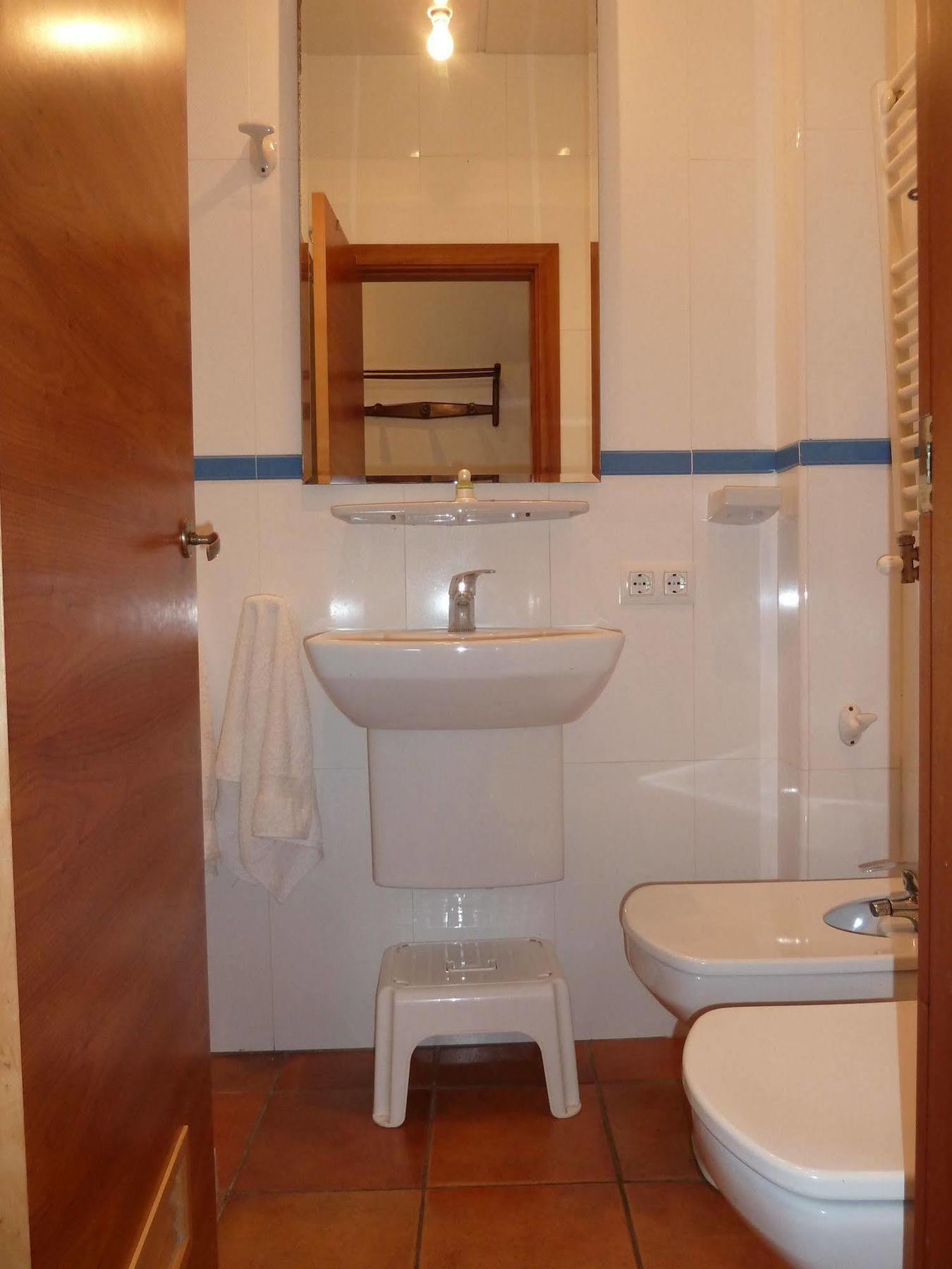 Karmapartment 2 *