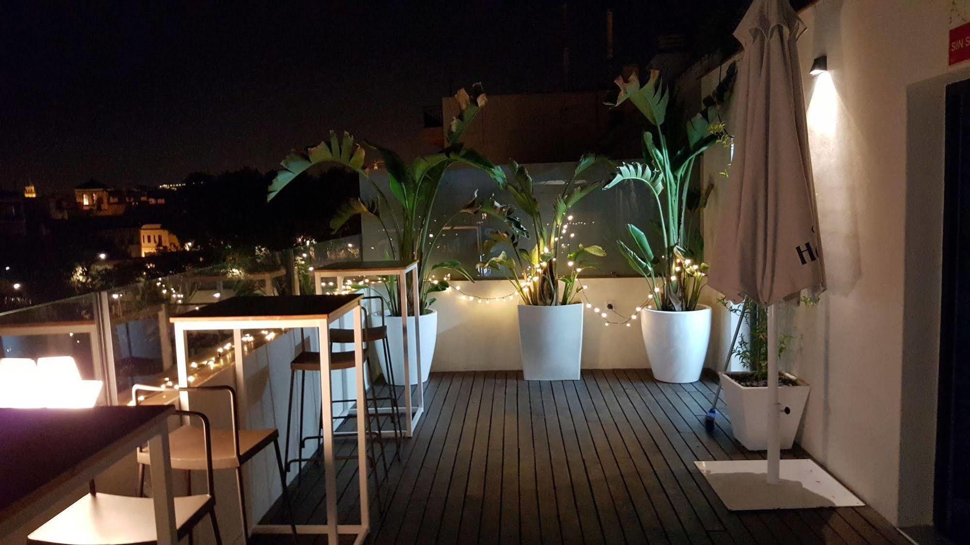 The Corner House 3* Sevilla