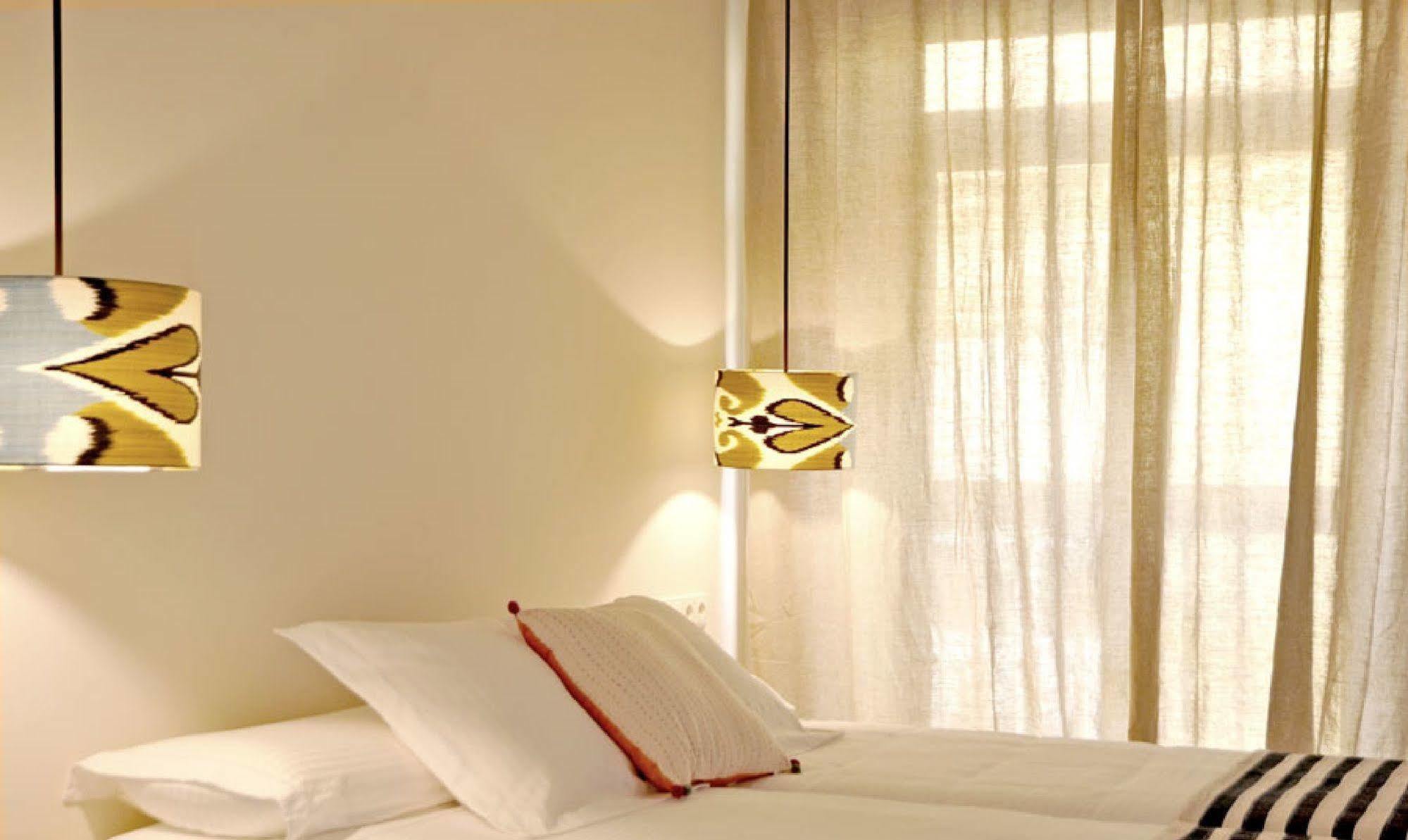 Pensión The Corner House 3*