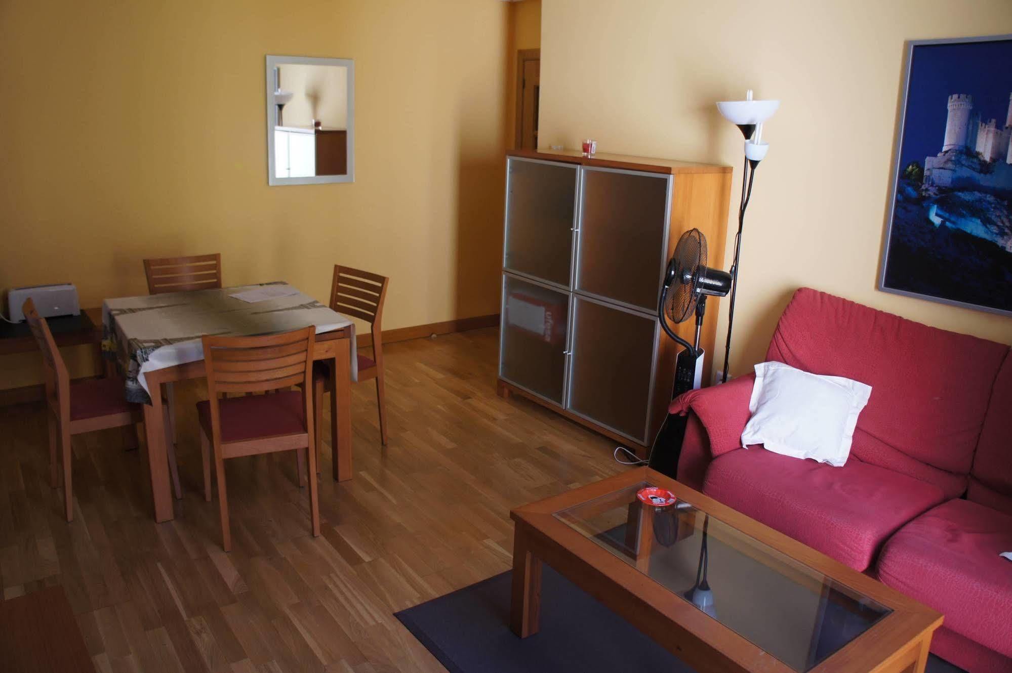 Monumental Apartment *