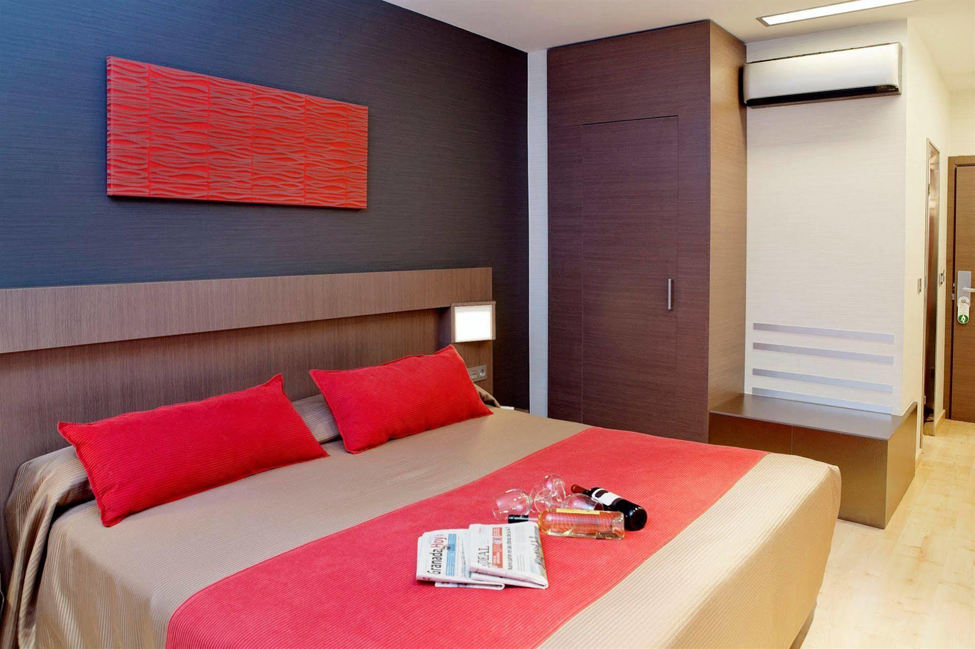 Hotel Allegro 4*