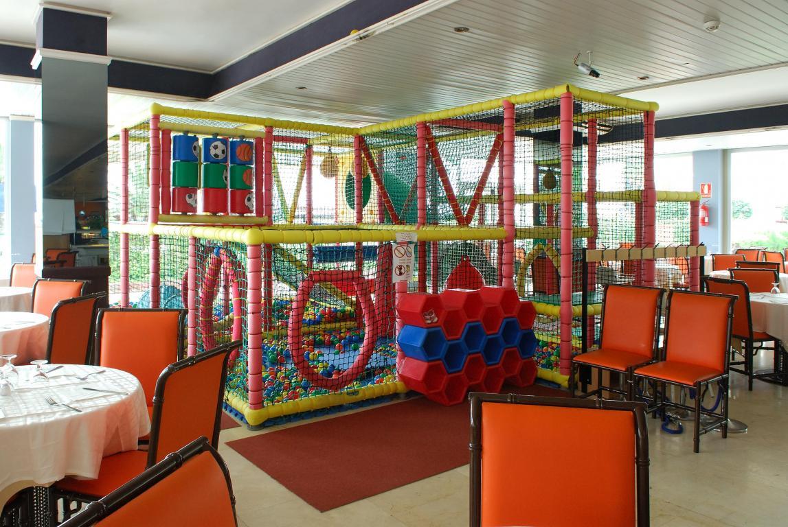 Surf Mar Hotel 4*