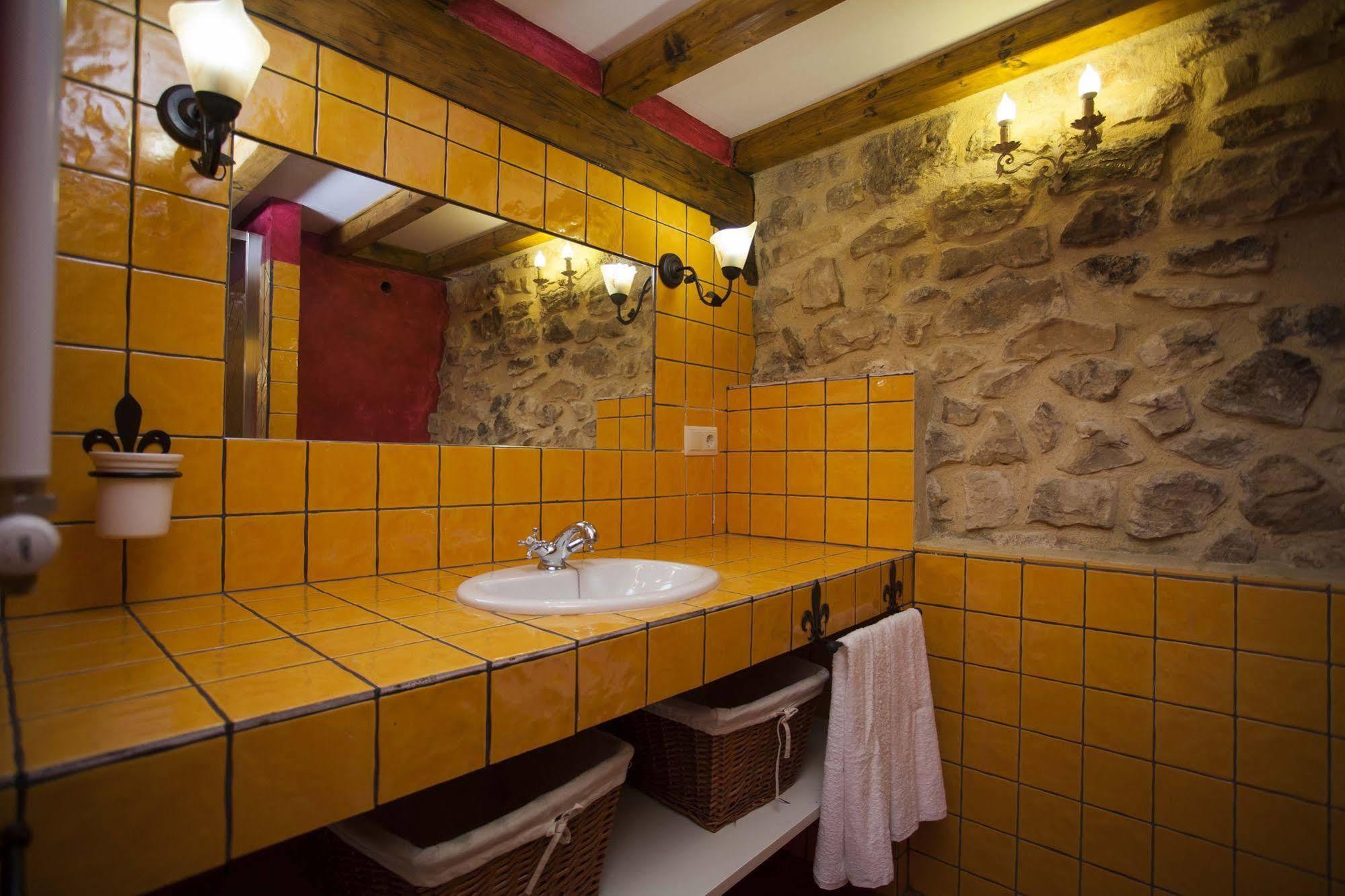 Rural La Torre De 4* Bisjueces