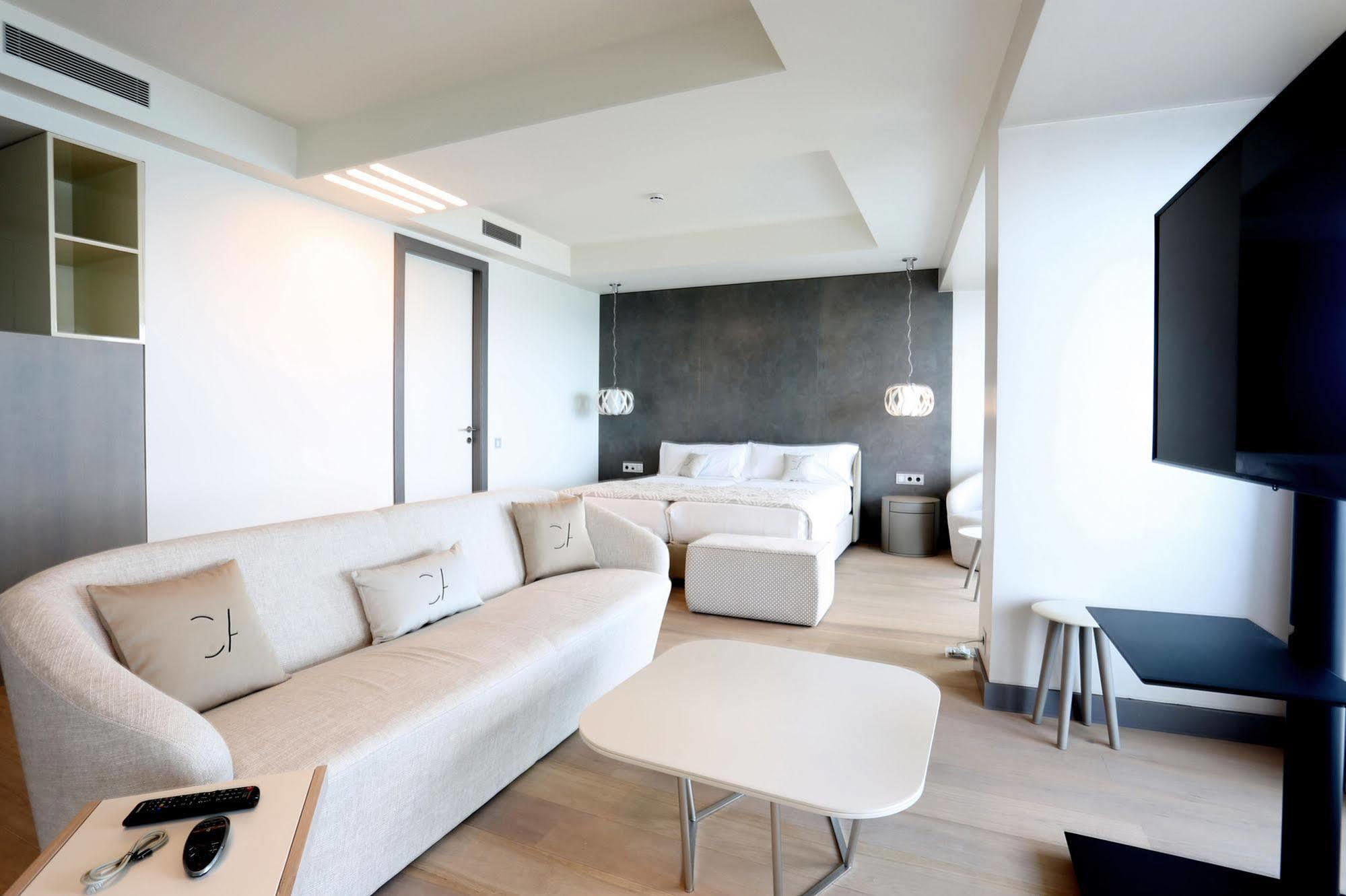 Cosmo Aparthotel