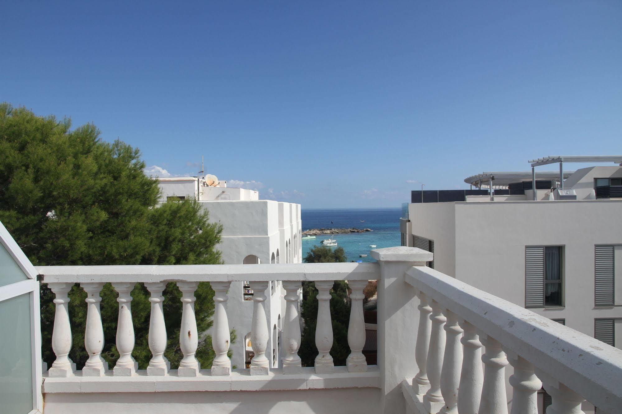 Hotel Arcos De Formentera 3*