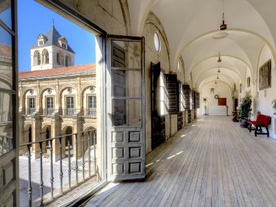 Real Colegiata San Isidoro Hotel León