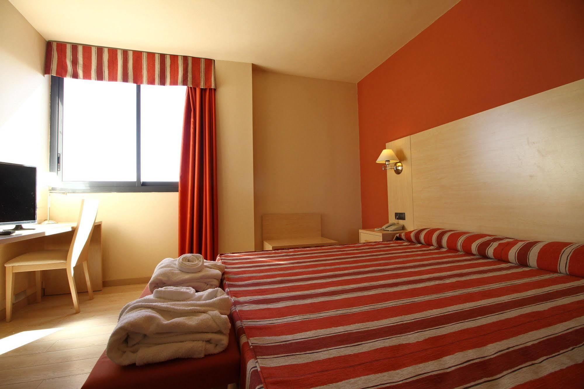 Hotel Crisol La Selva 3*