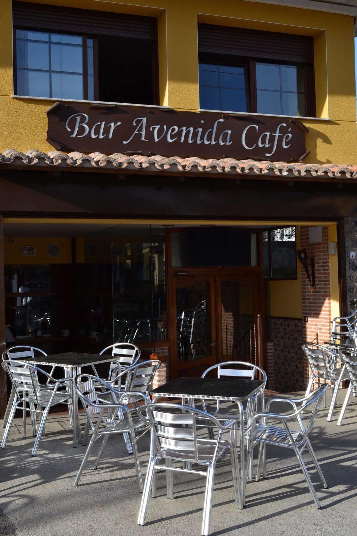 Avenida Pensión Arenas de San Pedro