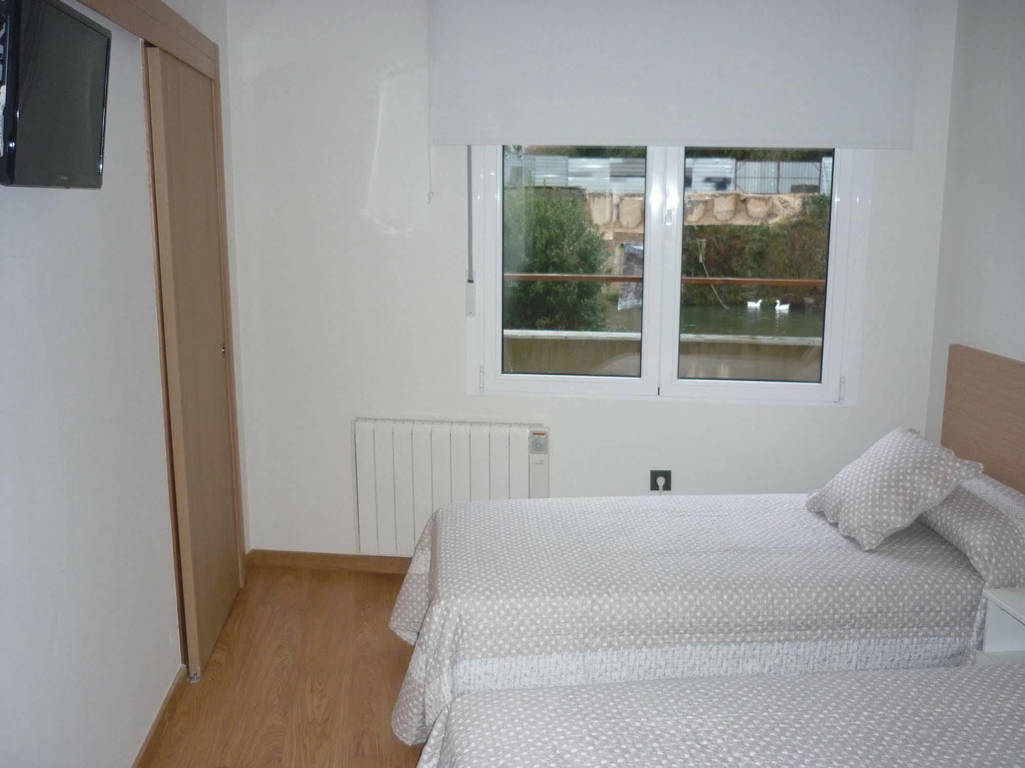 Pensión-albergue Puente Ribeira Sarria
