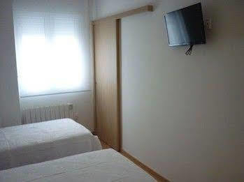 Pensión-albergue Puente Ribeira *