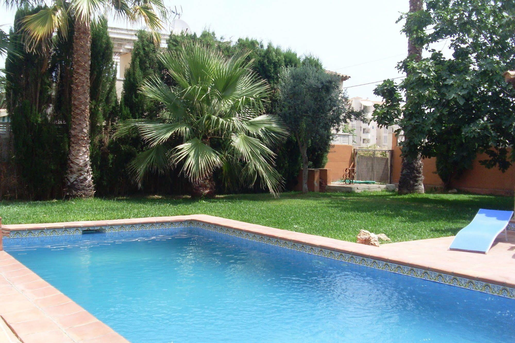Almendros Villa