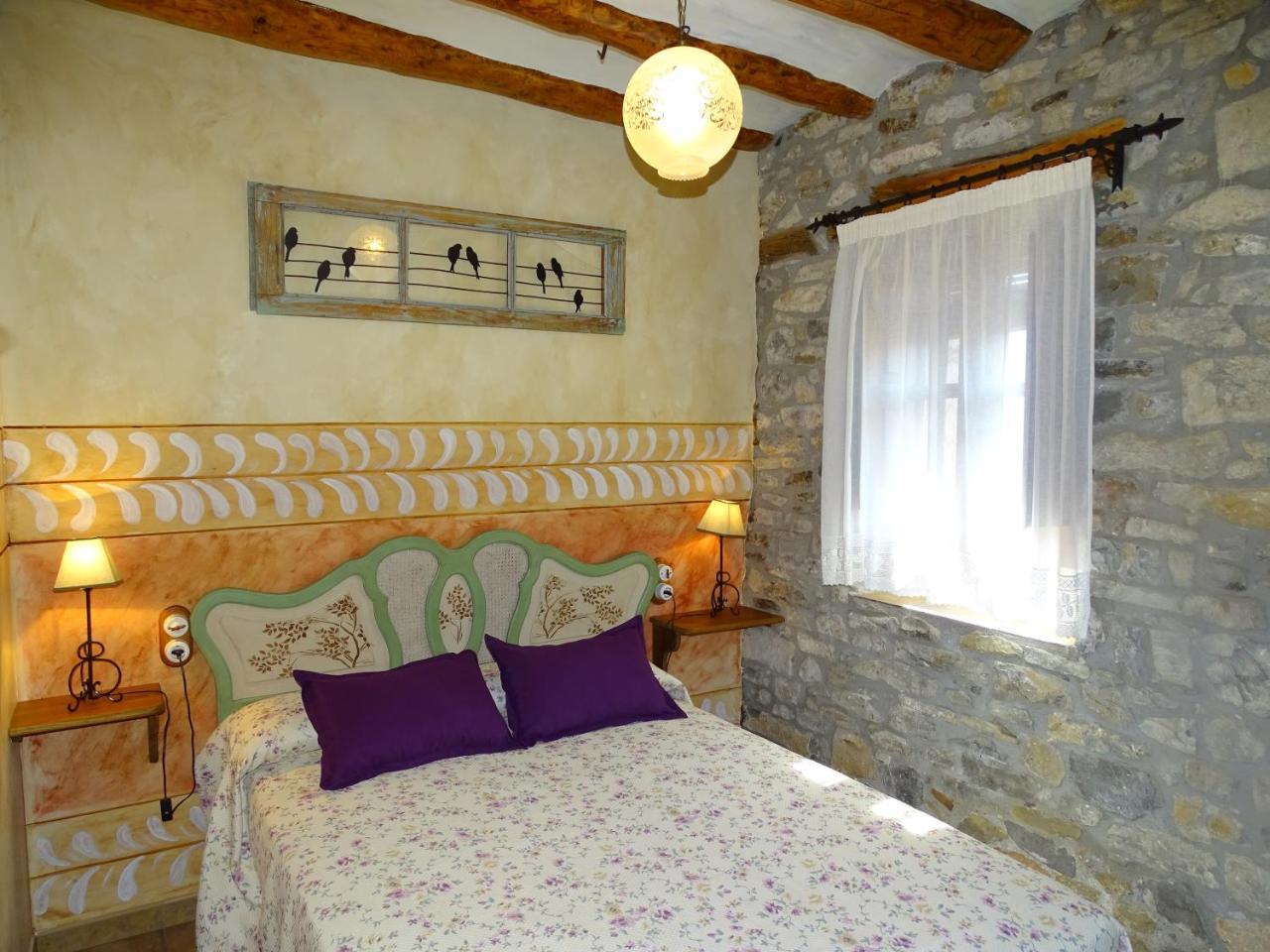 Casa L'apargatero * Morillo de Monclus