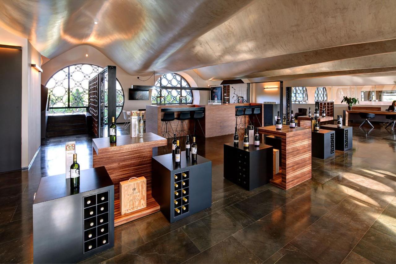 Mastinell Cava & Boutique By Olivia Collection 5*