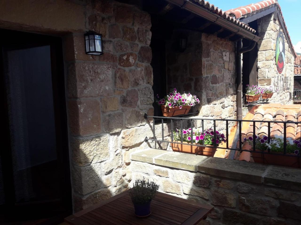 Rural La Pinorra Inn
