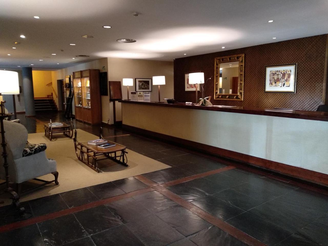 Hotel De 4*