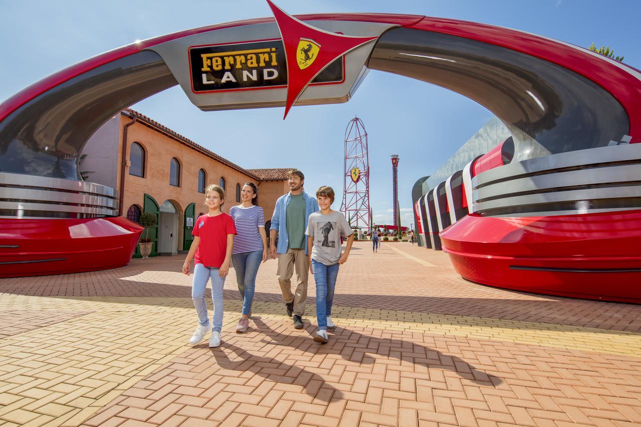Portaventura Roulette - Includes Unlimited Access To Portaventura Park & 1 Access To Ferrari Land 4*