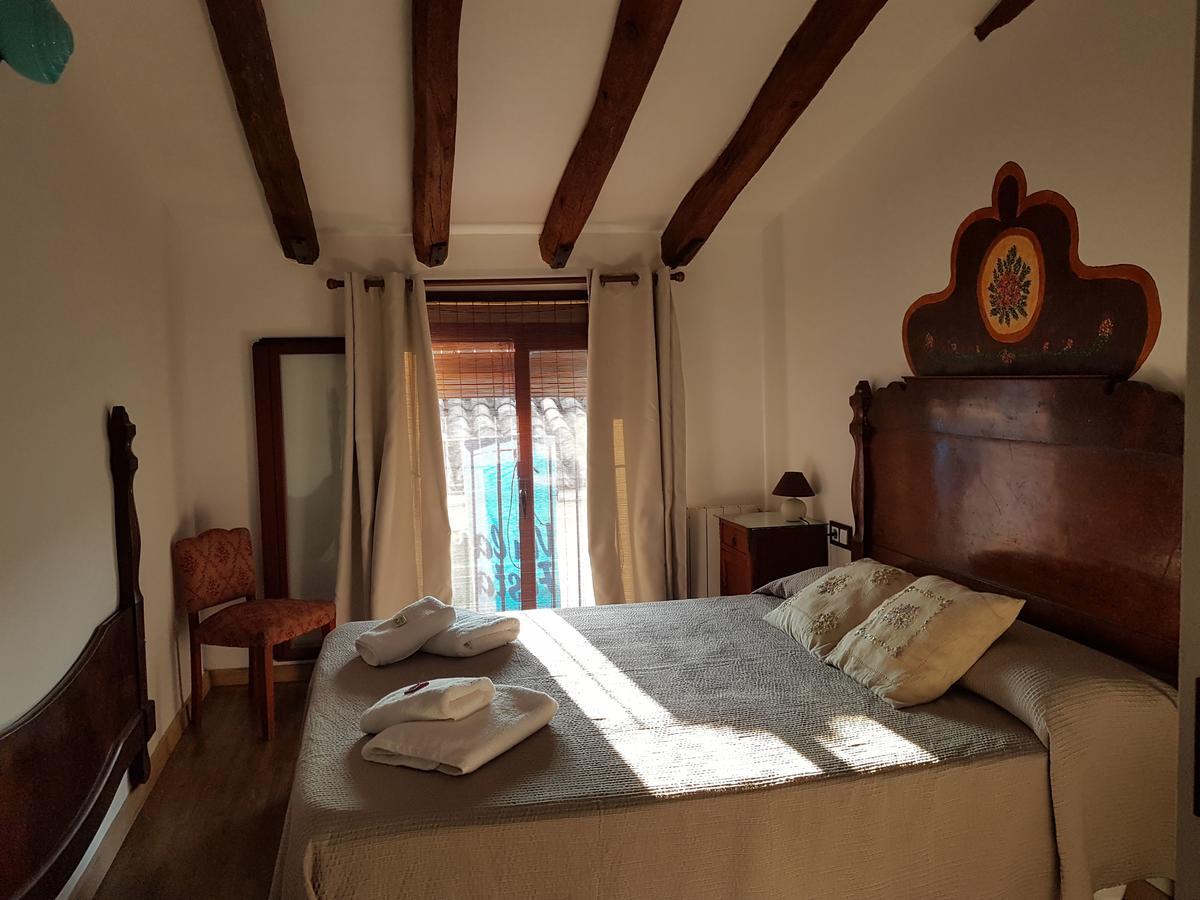 Edificio De L'escoleta Apartamento Falset