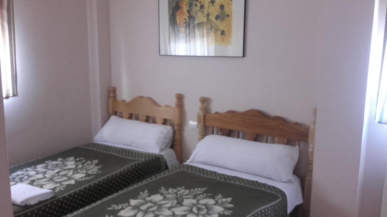 Fuente Bellido Hostel