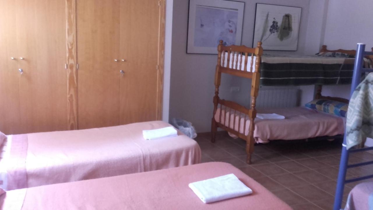Fuente Bellido Hostel *