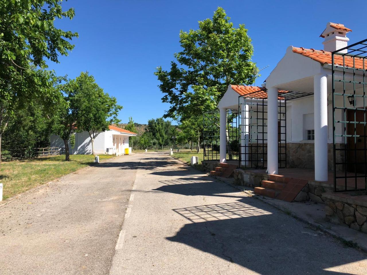 Camping Bungalows Camping Los Ibores *