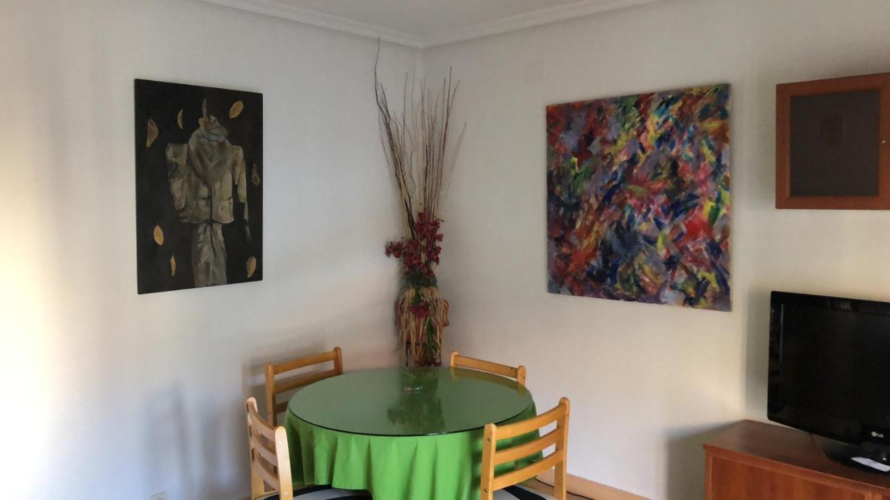 Vut Tomas Luis De Victoria Apartment *