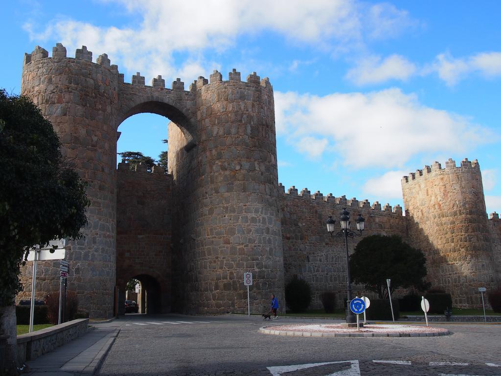 Arco San Vicente Avila