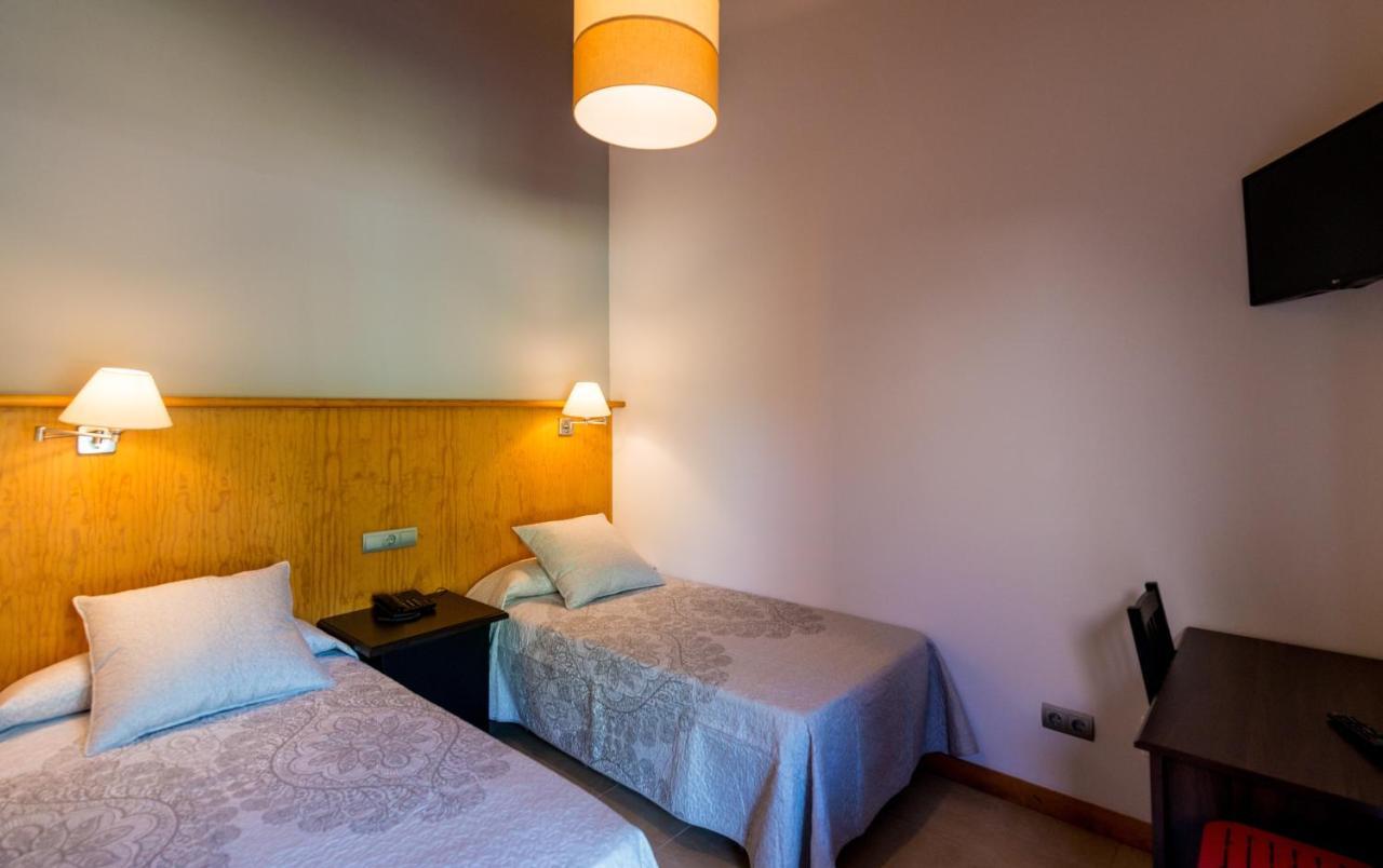 Hotel Fuentes Blancas 3*
