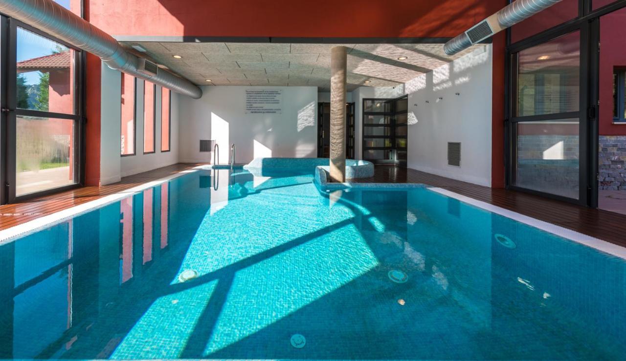 Hotel Fuentes Blancas 3*