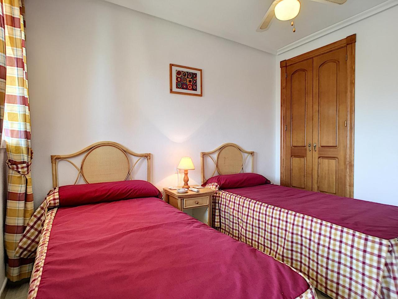Apartamento Marinesco 2 - Tomas Maestre - 3206 *