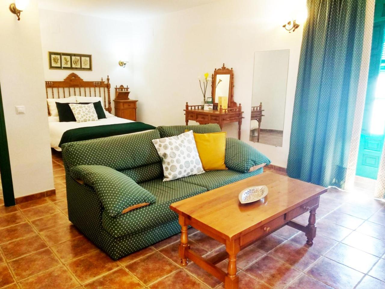 Palacio Buenavista 2*