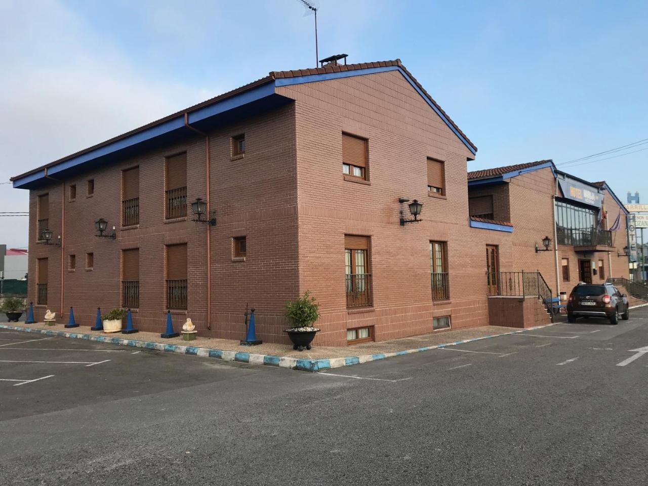 Maruja Nozana Hotel