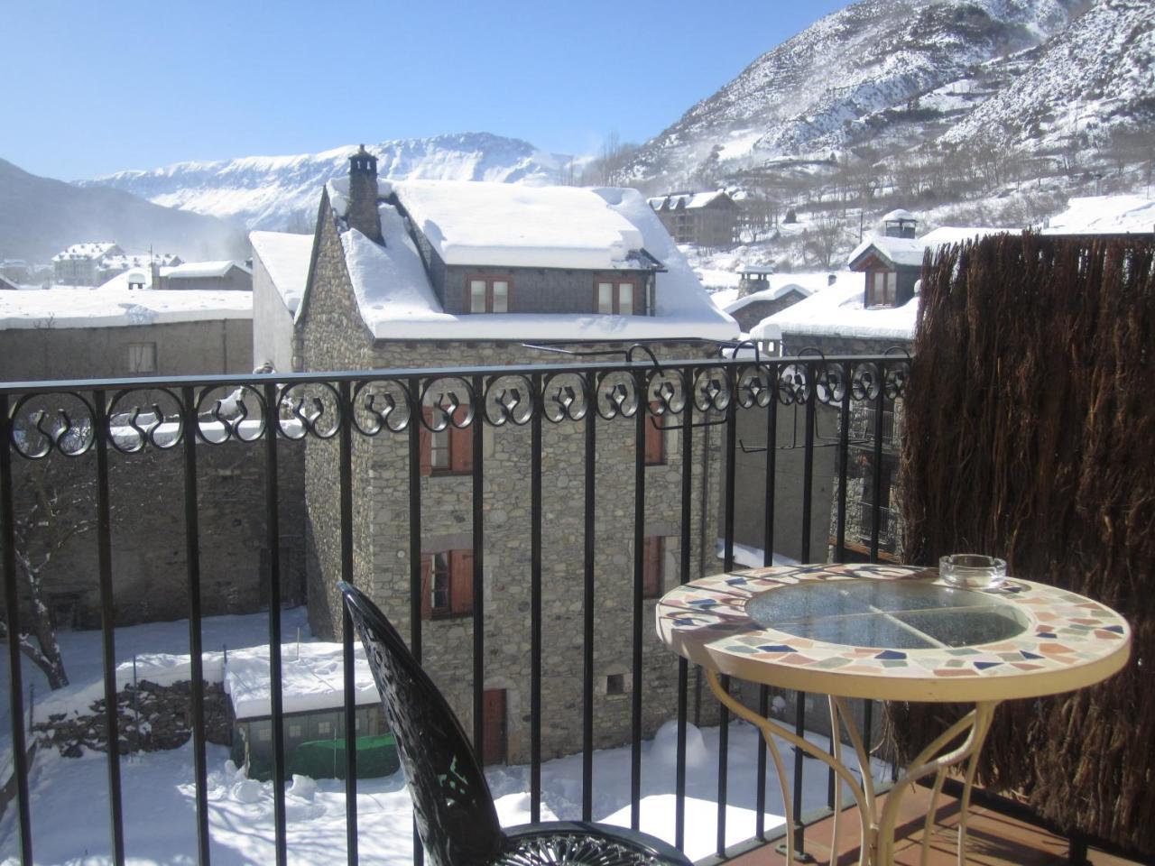 San Marsial Y Apartamento Benasque