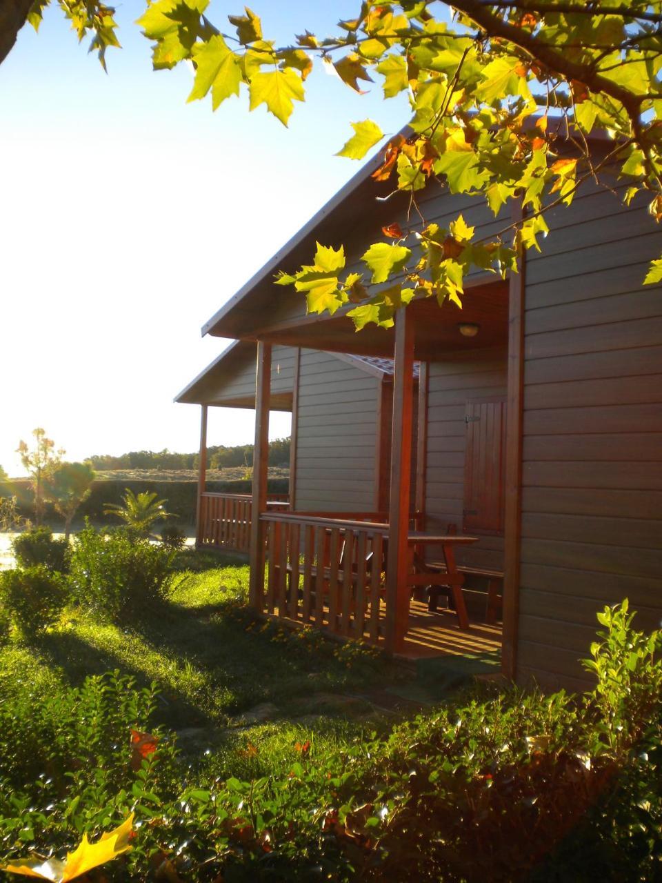 Resort Cabanas-bungalows-camping 