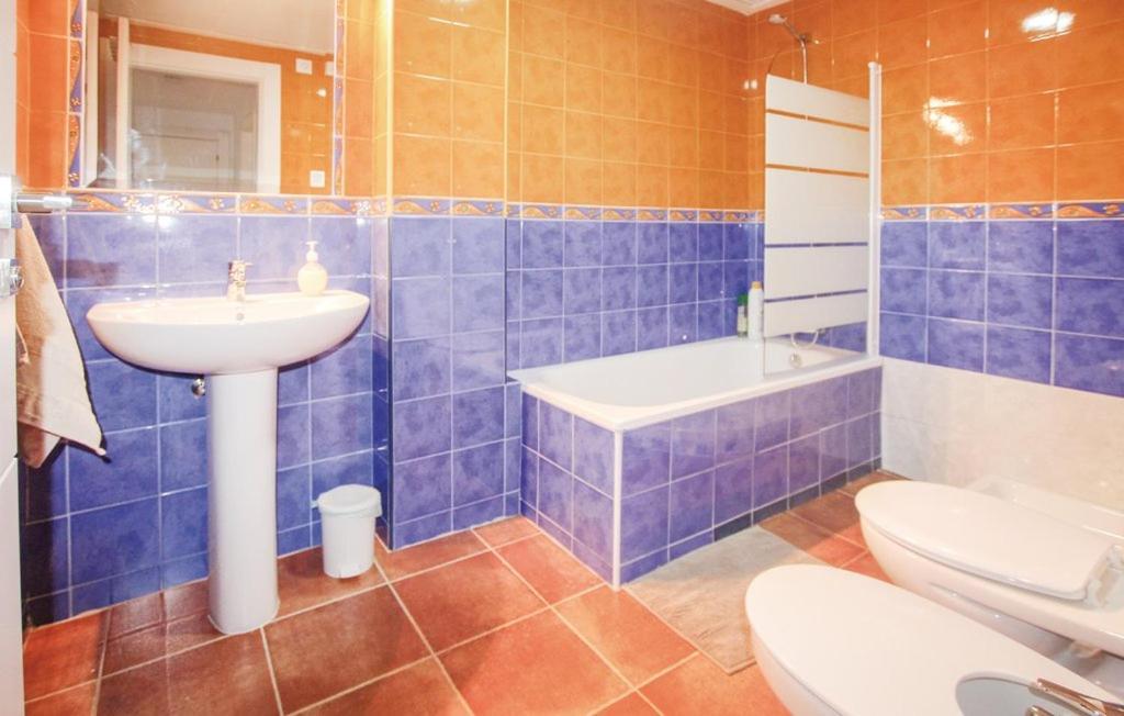 Holiday park Espacio Alegria - Rural Houses, Hostel, & Wellness Center 2*