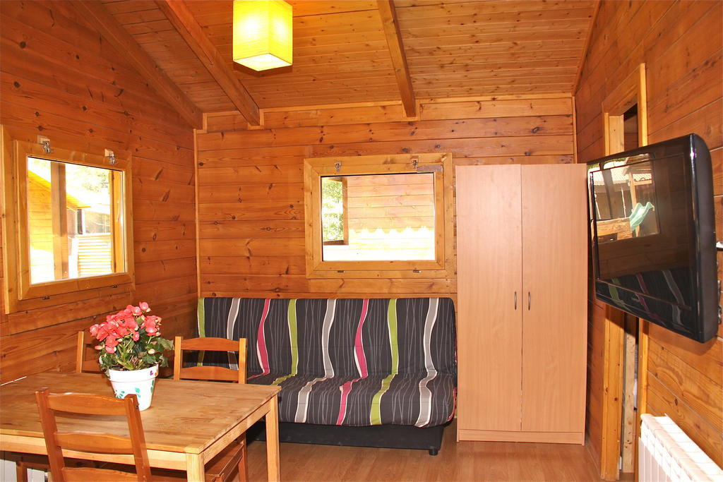 Camping Abadesses 2*