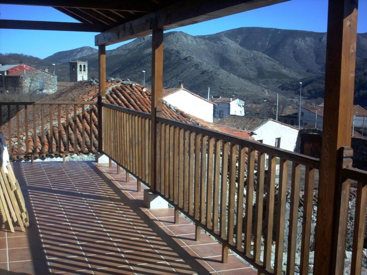 La Tablilla Y La Terraza * Navalperal de Tormes