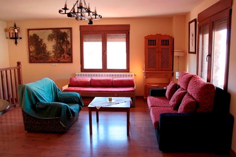 Nacimiento Rio Mundo Country house