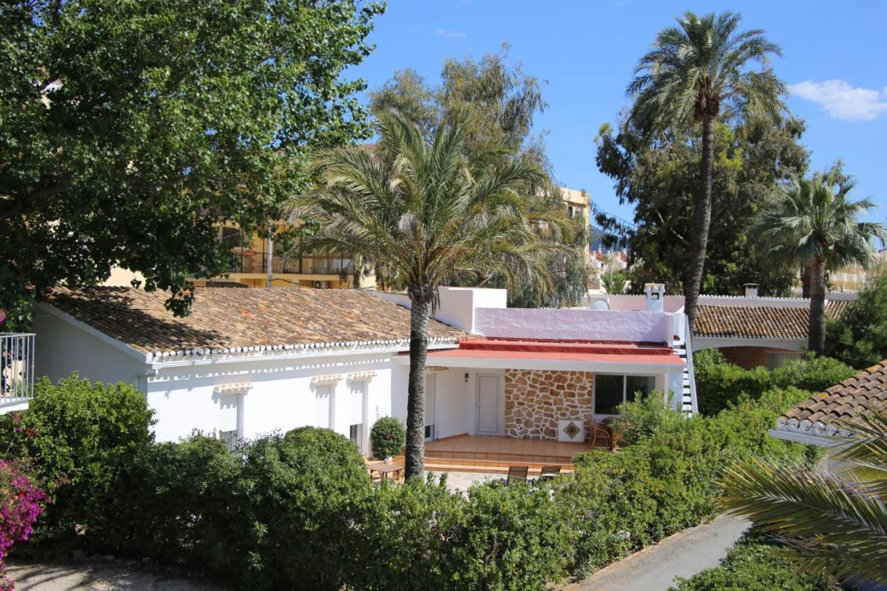 Villa Urbanización El Oasis, 20 En 1ª Línea Playa
