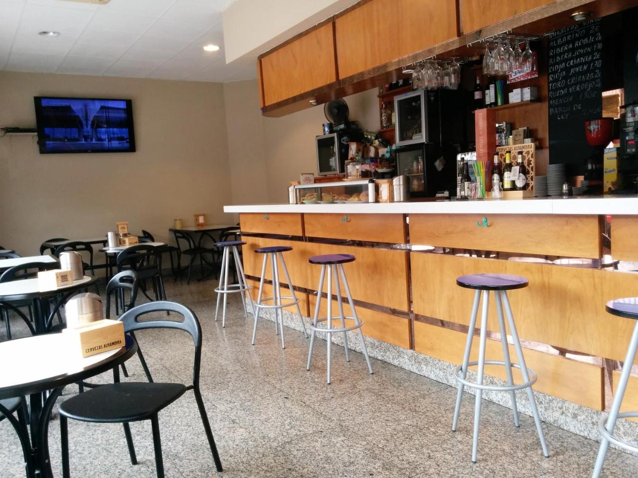 Hotel Carbayon